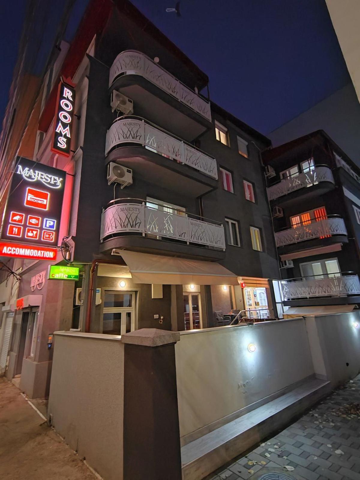 Bed And Breakfast Majesty Nis Exterior photo