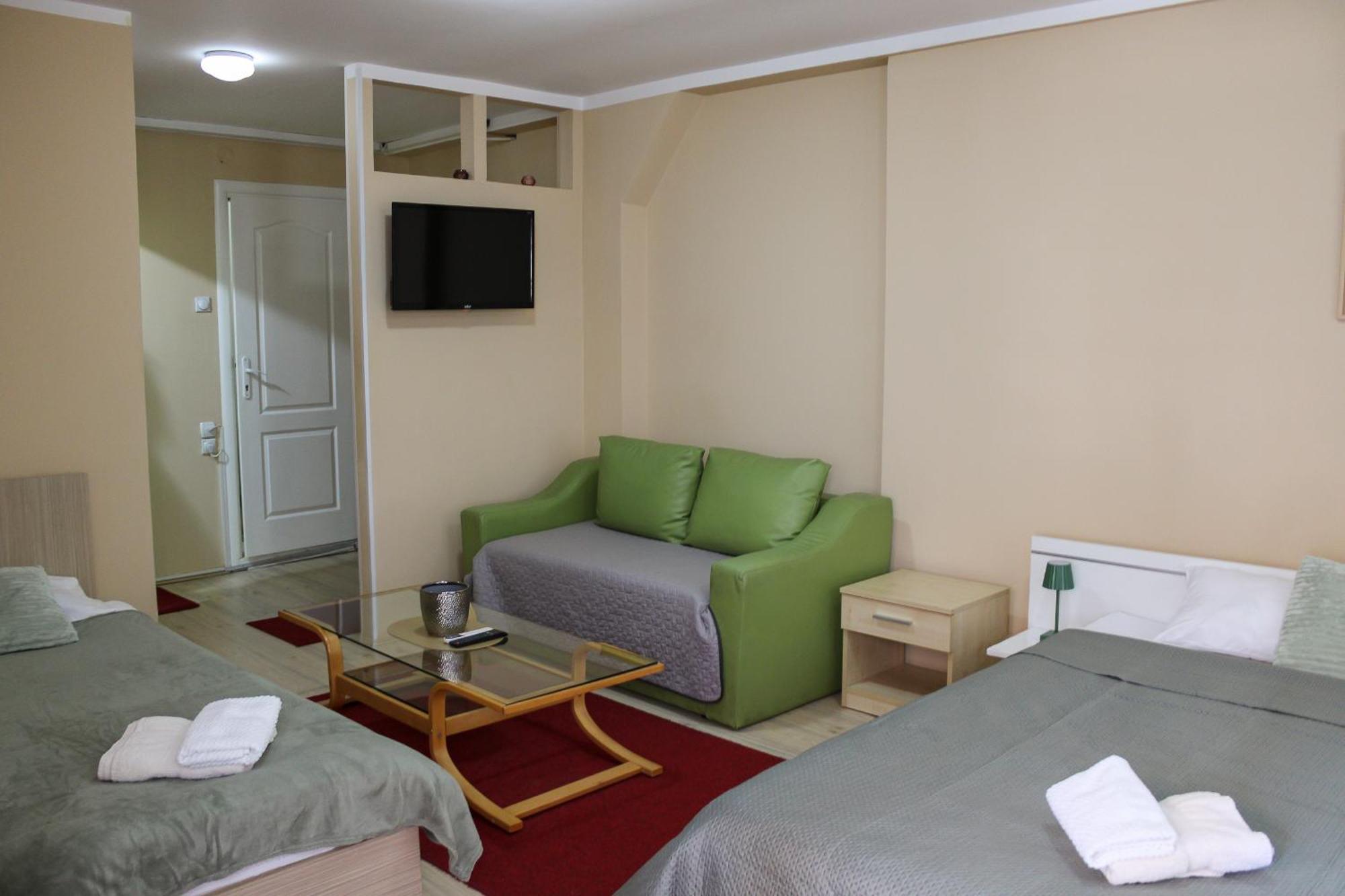Bed And Breakfast Majesty Nis Exterior photo
